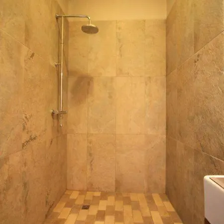 Rent Jamzes 度假居 Hoogerheide